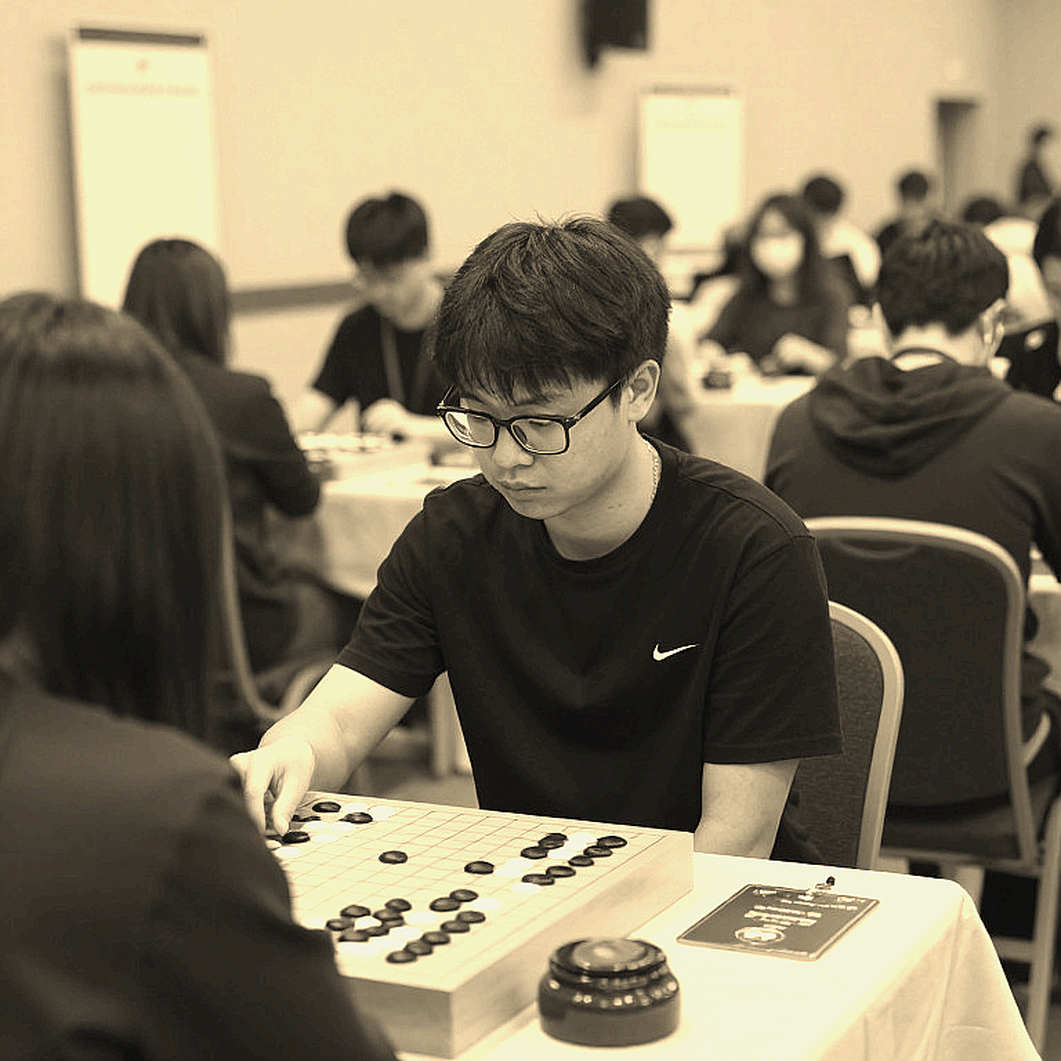 प्राग 2026 के 27 मिनिएचर: ChessBase Magazine #225 और शतरंज की फाइल-याददाश्त