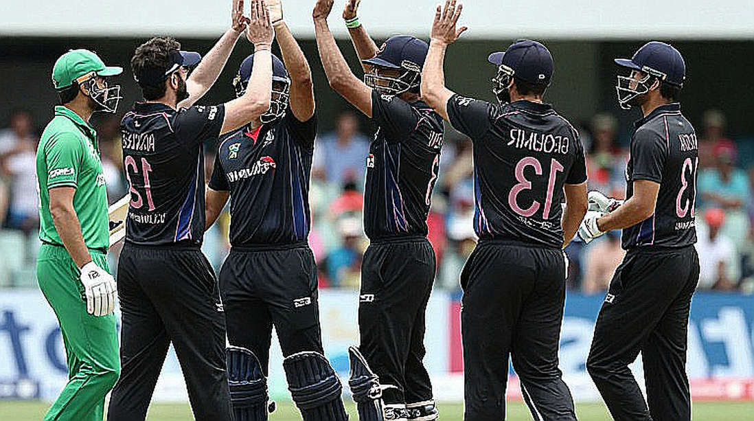 Newlands' First Session: A Record Claim Under Audit, and Cummins' Toss Call Still Without a Verdict Newlands' First Session: A Record Claim Under Audit, and Cummins' Toss Call Still Without a Verdict
